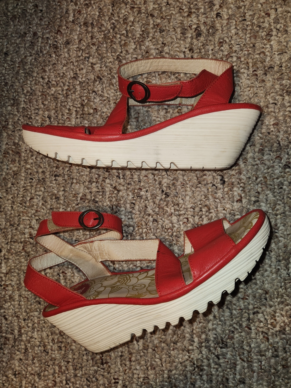 🍉Fly London Yesk 2 Wedge Sandals
